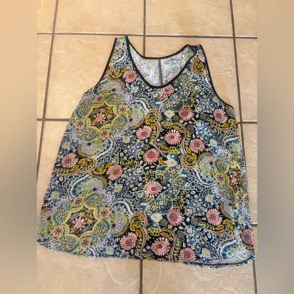 LOFT Tops - 5/$25 Loft Floral Sleeveless Tank Top